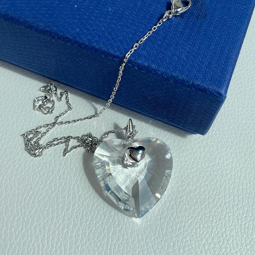Swarovski crystal heart ❤️